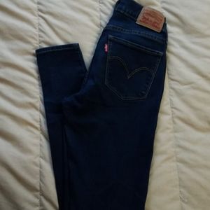 Levi's 710 Super Skinny jeans
